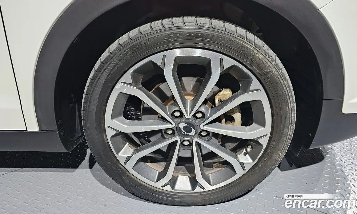 SsangYong TIBOLI 2018 1.6 автомат (гидро), фото 5
