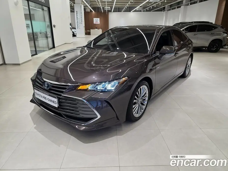 Toyota Avalon 2019 2.5 автомат (вариатор), фото 1 Toyota Avalon 2019 2.5 автомат (вариатор), фото 1