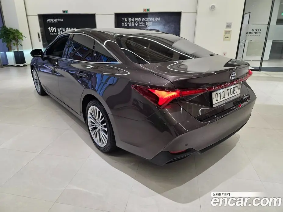 Toyota Avalon 2019 2.5 автомат (вариатор), фото 2 Toyota Avalon 2019 2.5 автомат (вариатор), фото 2