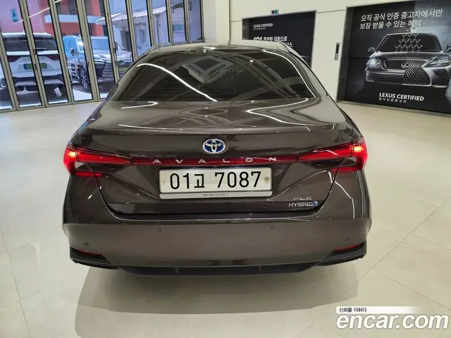 Toyota Avalon 2019 2.5 автомат (вариатор), миниатюра 4 Toyota Avalon 2019 2.5 автомат (вариатор), миниатюра 4