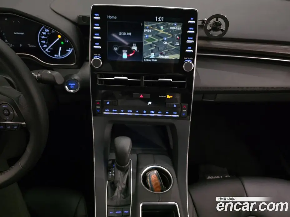Toyota Avalon 2019 2.5 автомат (вариатор), фото 9 Toyota Avalon 2019 2.5 автомат (вариатор), фото 9
