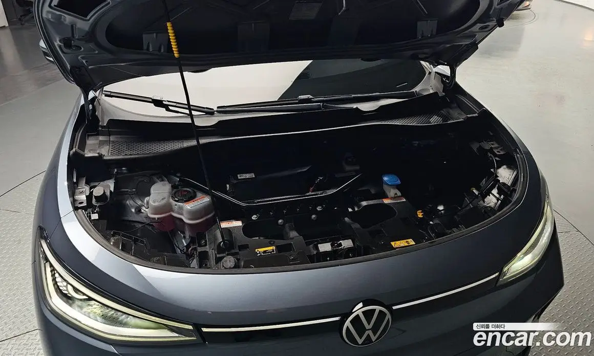 Volkswagen ID.4 2023 0.2 автомат (гидро), фото 6