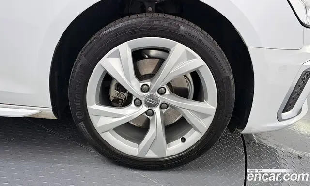 Audi A4 2020 2.0 автомат (гидро), миниатюра 5 Audi A4 2020 2.0 автомат (гидро), миниатюра 5