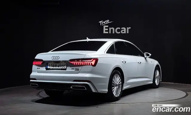 Audi A6 2021 2.0 автомат (гидро), миниатюра 2