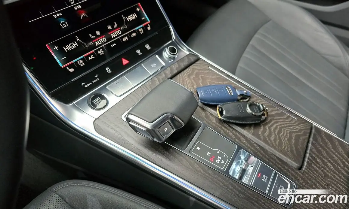 Audi A6 2021 2.0 автомат (гидро), фото 9