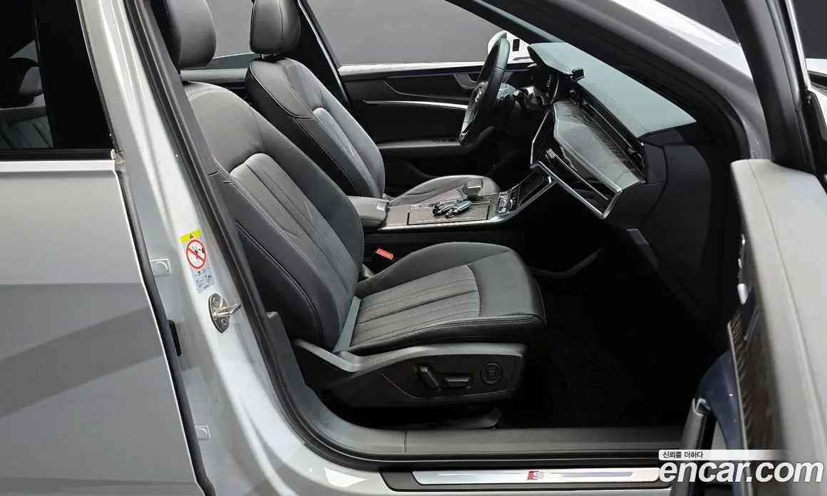 Audi A6 2021 2.0 автомат (гидро), фото 10