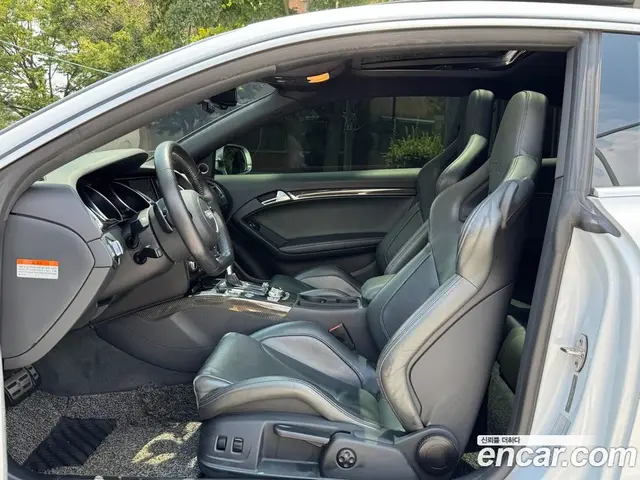 Audi RS5 2016 4.2 автомат (гидро), миниатюра 9