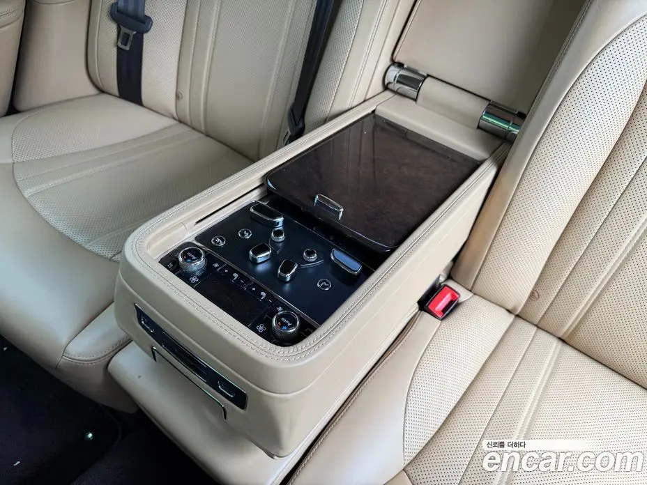 Bentley Mulsanne 2017 6.8 автомат (гидро), фото 14