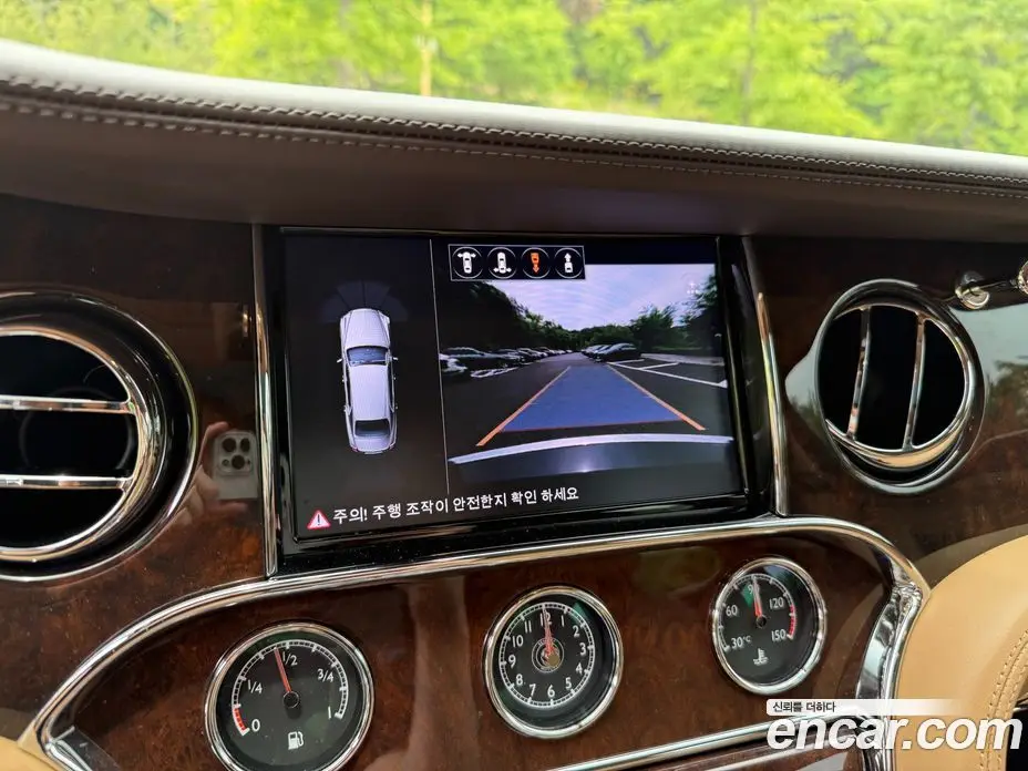 Bentley Mulsanne 2017 6.8 автомат (гидро), фото 17
