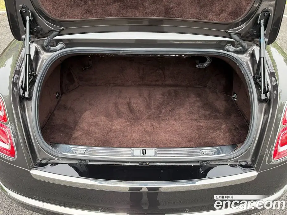 Bentley Mulsanne 2017 6.8 автомат (гидро), фото 19