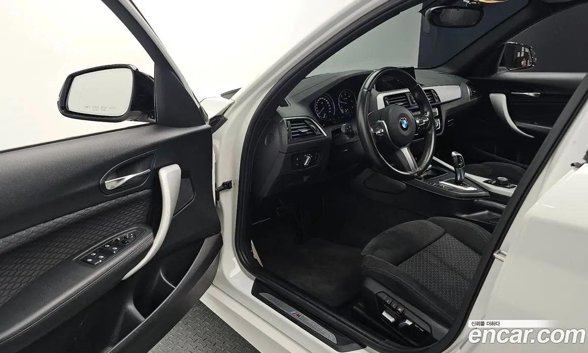 BMW 1 серия 2018 2.0 автомат (гидро), фото 11 BMW 1 серия 2018 2.0 автомат (гидро), фото 11