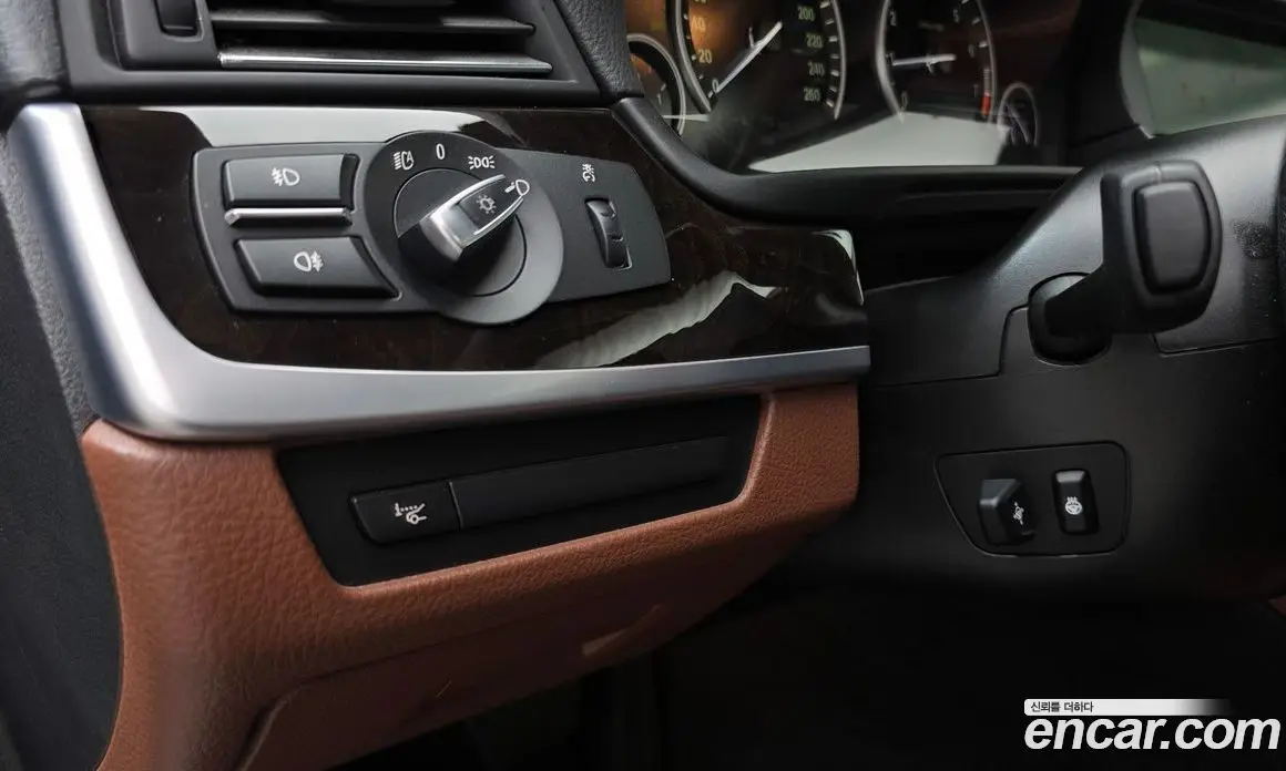 BMW 5 серия 2012 2.0 автомат (гидро), фото 17 BMW 5 серия 2012 2.0 автомат (гидро), фото 17