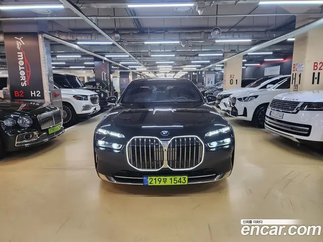 BMW 7 серия 2024 3.0 автомат (гидро), миниатюра 2