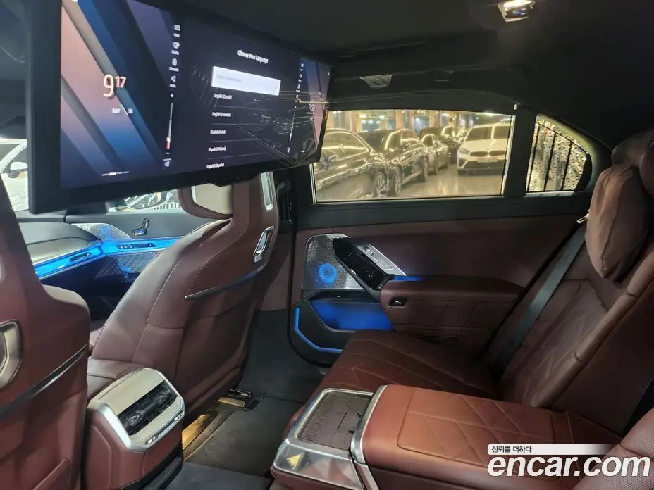 BMW 7 серия 2024 3.0 автомат (гидро), фото 14