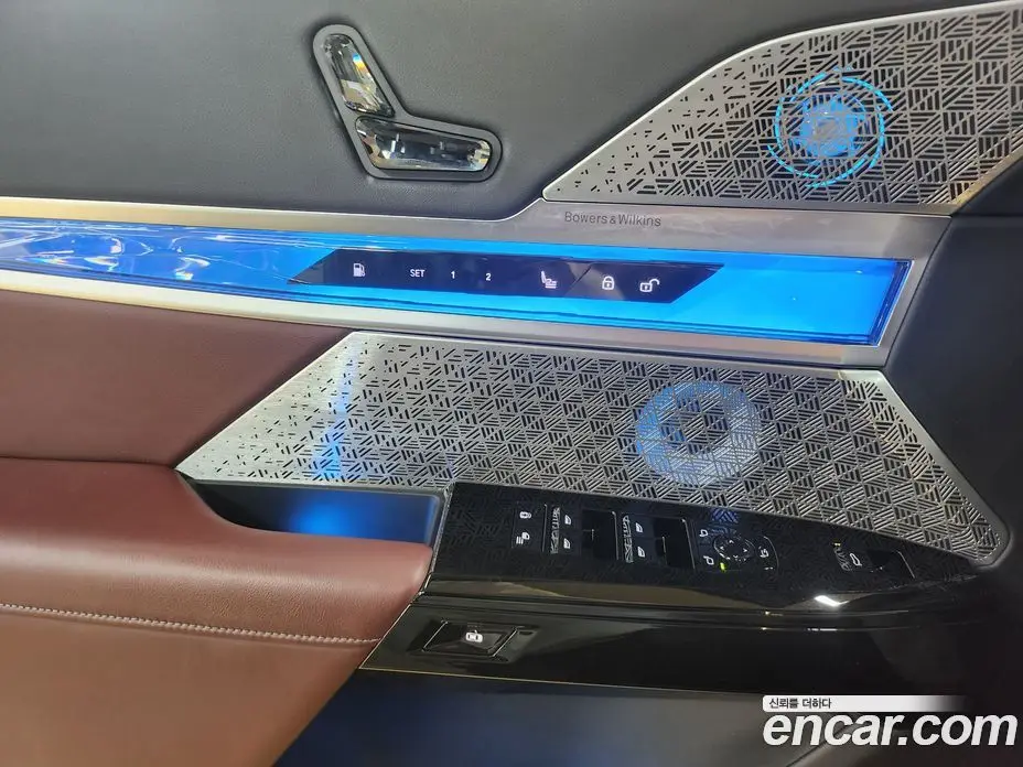 BMW 7 серия 2024 3.0 автомат (гидро), фото 17