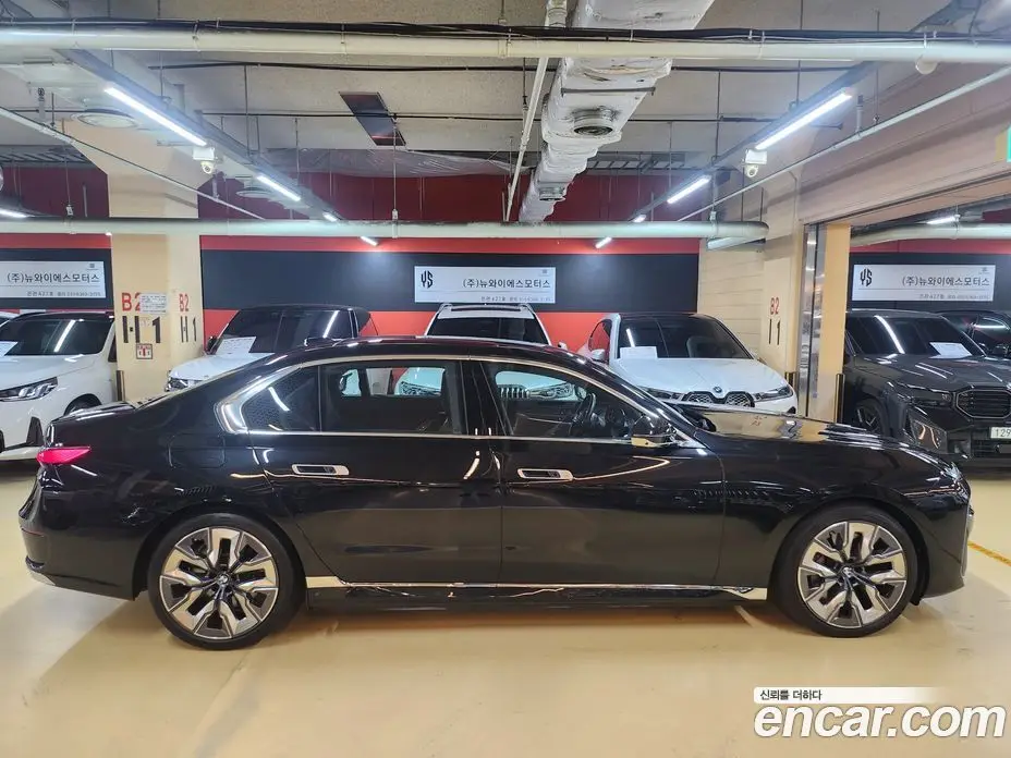 BMW 7 серия 2024 3.0 автомат (гидро), фото 3
