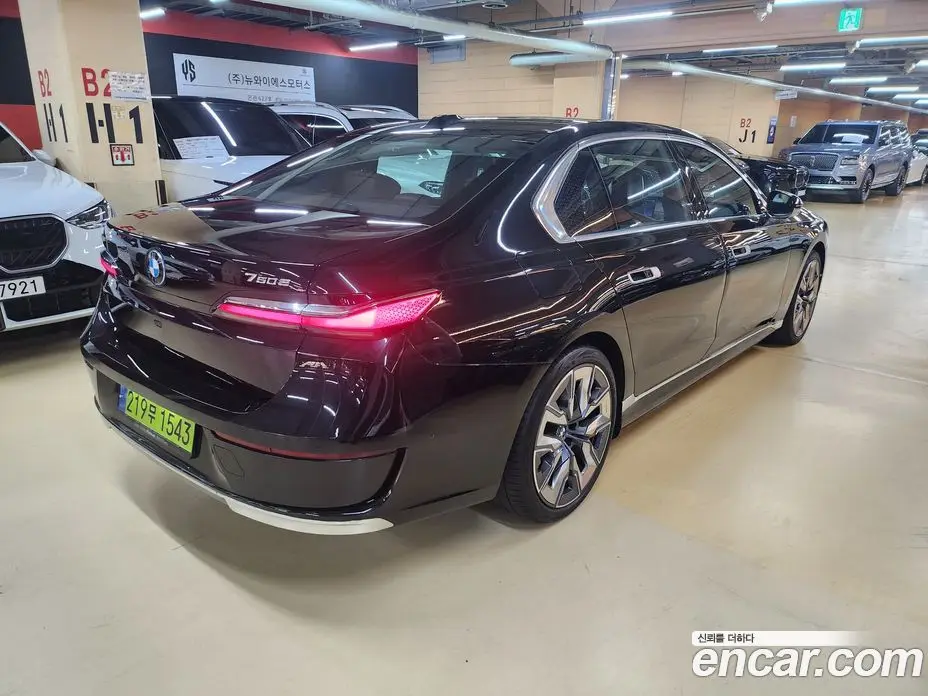 BMW 7 серия 2024 3.0 автомат (гидро), фото 4