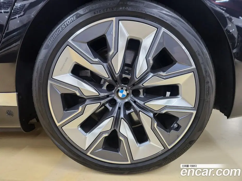 BMW 7 серия 2024 3.0 автомат (гидро), фото 5