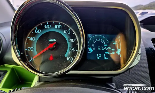 Chevrolet Spark 2014 1.0 автомат (гидро), миниатюра 8