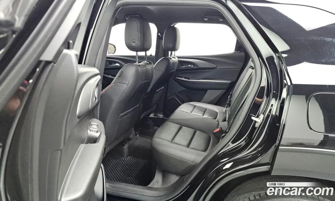 Chevrolet TrailBlazer 2021 1.3 автомат (гидро), фото 18 Chevrolet TrailBlazer 2021 1.3 автомат (гидро), фото 18