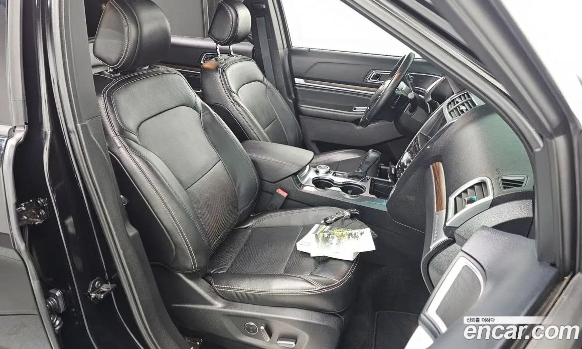 Ford Explorer 2016 3.5 автомат (гидро), фото 12 Ford Explorer 2016 3.5 автомат (гидро), фото 12
