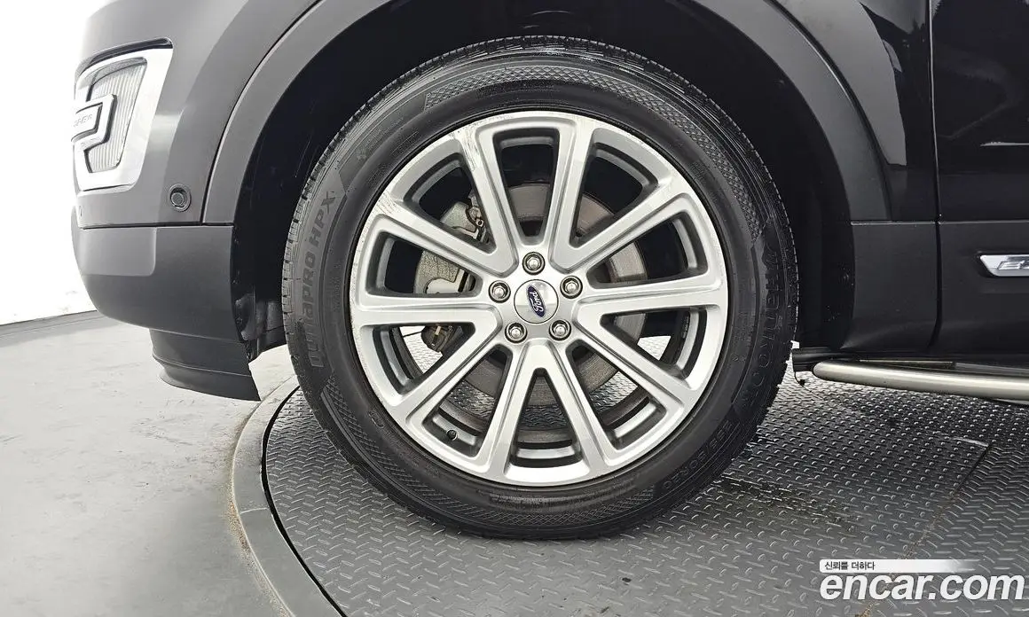 Ford Explorer 2016 3.5 автомат (гидро), фото 5 Ford Explorer 2016 3.5 автомат (гидро), фото 5