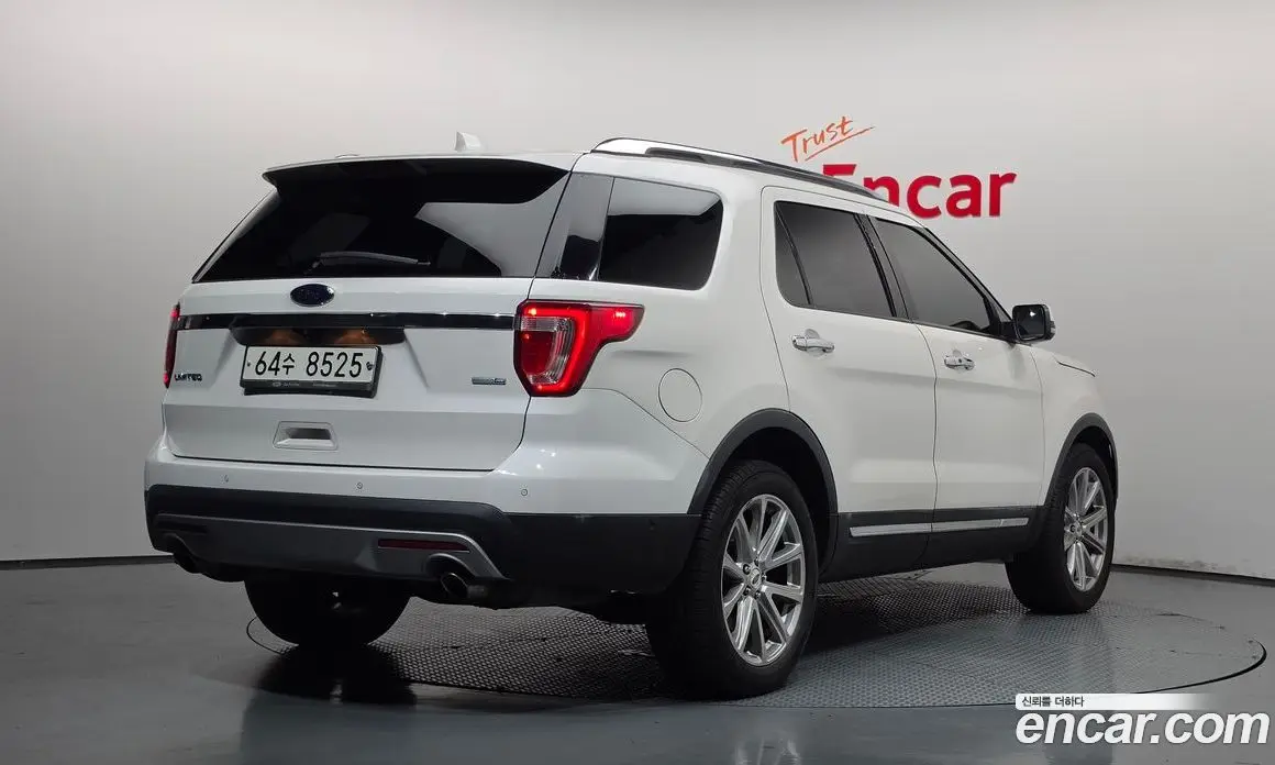 Ford Explorer 2017 2.3 автомат (гидро), фото 2 Ford Explorer 2017 2.3 автомат (гидро), фото 2