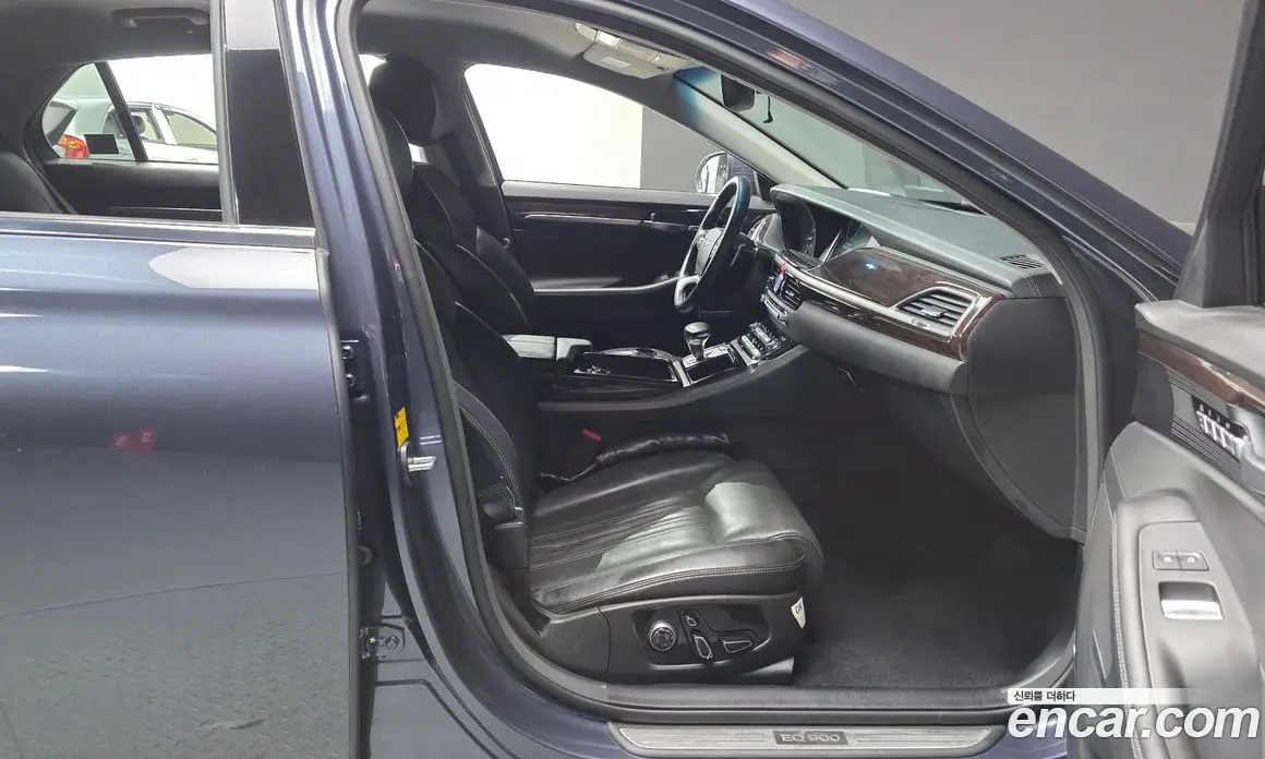 Genesis EQ900 2016 3.3 автомат (гидро), фото 11 Genesis EQ900 2016 3.3 автомат (гидро), фото 11