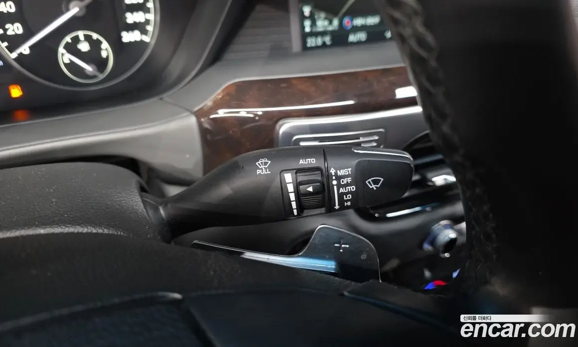 Genesis EQ900 2016 3.3 автомат (гидро), фото 19 Genesis EQ900 2016 3.3 автомат (гидро), фото 19