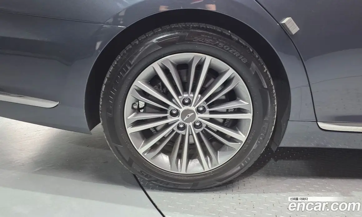 Genesis EQ900 2016 3.3 автомат (гидро), фото 5 Genesis EQ900 2016 3.3 автомат (гидро), фото 5