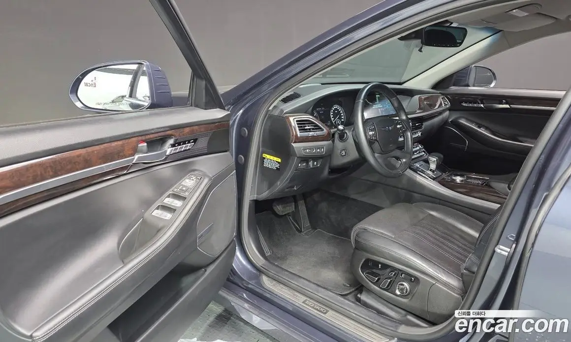Genesis EQ900 2016 3.3 автомат (гидро), фото 10 Genesis EQ900 2016 3.3 автомат (гидро), фото 10