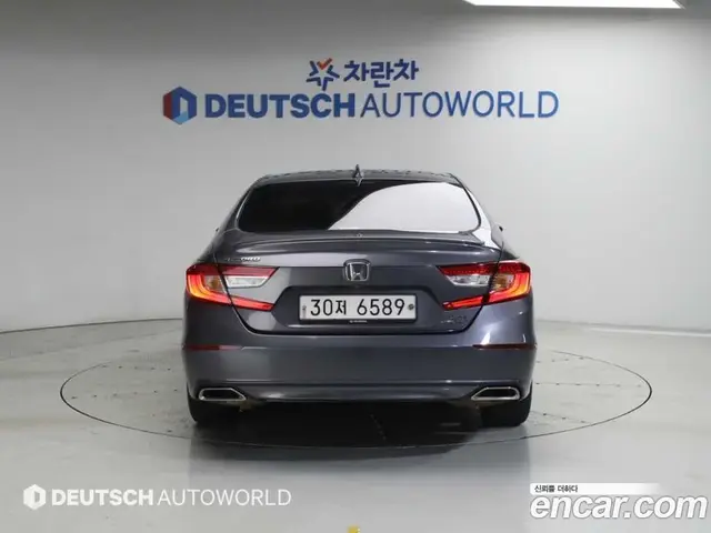 Honda Accord 2018 2.0 автомат (гидро), миниатюра 4