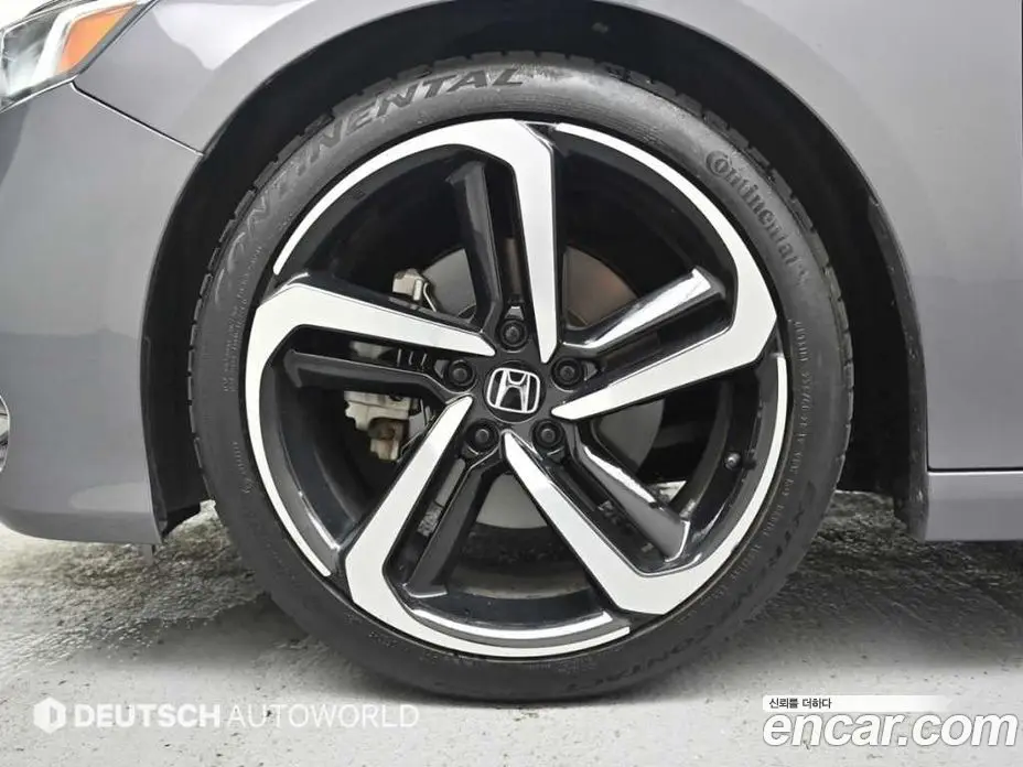 Honda Accord 2018 2.0 автомат (гидро), фото 5