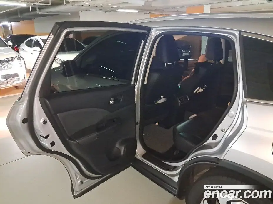 Honda CR-V 2016 2.4 автомат (вариатор), фото 17 Honda CR-V 2016 2.4 автомат (вариатор), фото 17