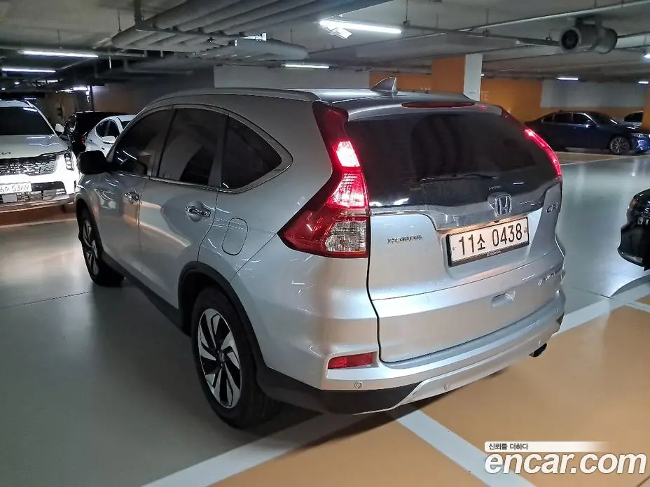 Honda CR-V 2016 2.4 автомат (вариатор), фото 6 Honda CR-V 2016 2.4 автомат (вариатор), фото 6