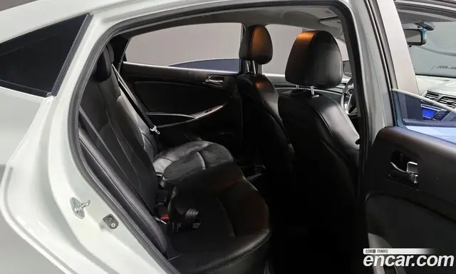 Hyundai Accent 2011 1.4 автомат (гидро), миниатюра 12