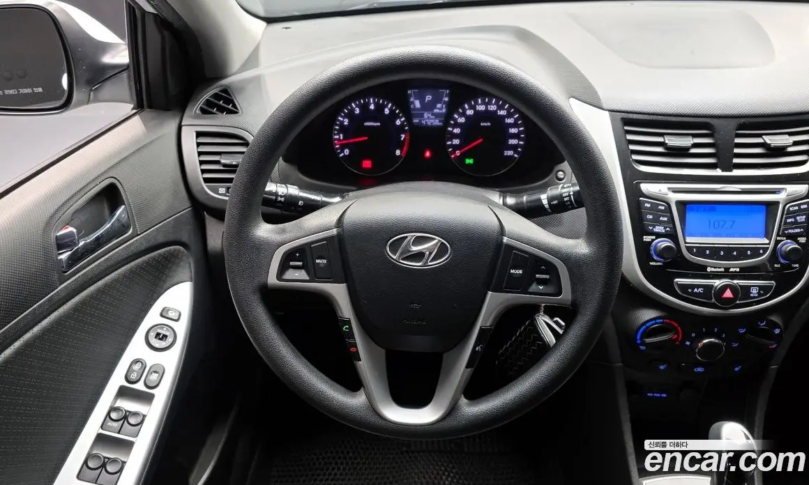 Hyundai Accent 2011 1.4 автомат (гидро), фото 13 Hyundai Accent 2011 1.4 автомат (гидро), фото 13