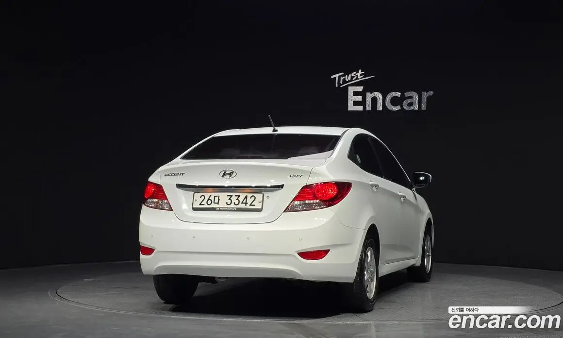 Hyundai Accent 2011 1.4 автомат (гидро), фото 4 Hyundai Accent 2011 1.4 автомат (гидро), фото 4