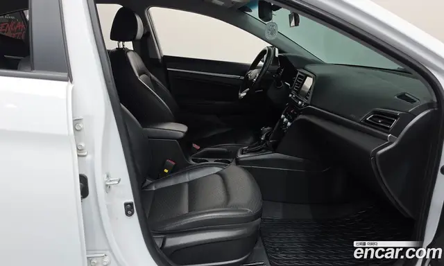 Hyundai Avante 2019 1.6 автомат (гидро), миниатюра 11 Hyundai Avante 2019 1.6 автомат (гидро), миниатюра 11