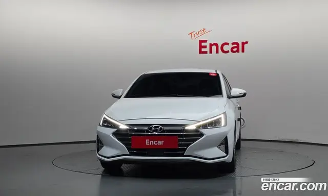 Hyundai Avante 2019 1.6 автомат (гидро), миниатюра 3 Hyundai Avante 2019 1.6 автомат (гидро), миниатюра 3
