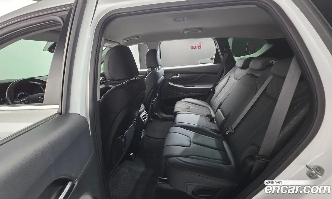 Hyundai Santa Fe 2021 2.2 автомат (гидро), фото 17