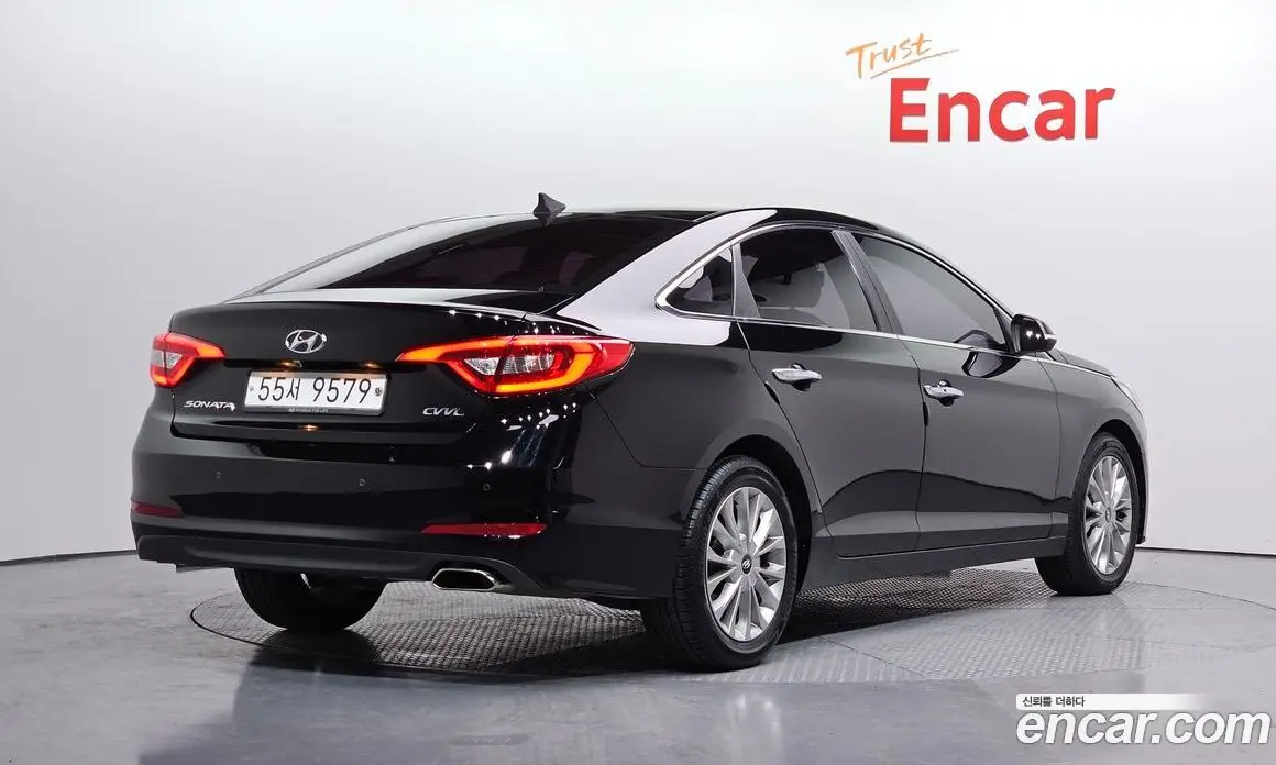 Hyundai Sonata 2015 2.0 автомат (гидро), фото 2 Hyundai Sonata 2015 2.0 автомат (гидро), фото 2