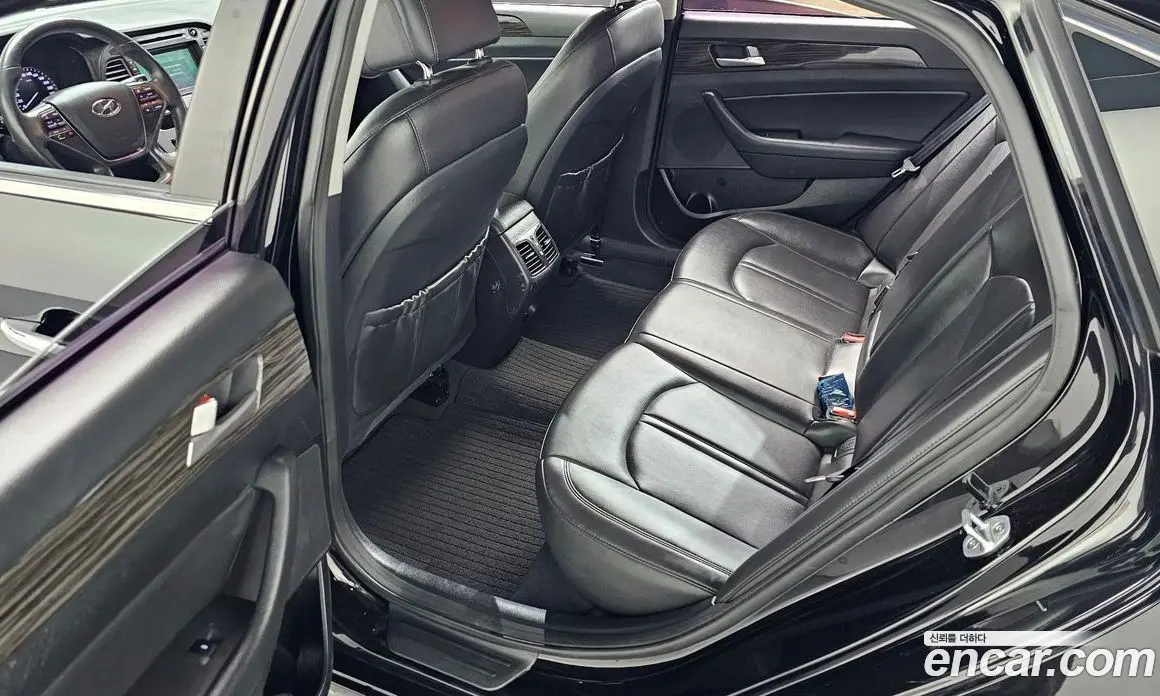 Hyundai Sonata 2015 2.0 автомат (гидро), фото 11 Hyundai Sonata 2015 2.0 автомат (гидро), фото 11