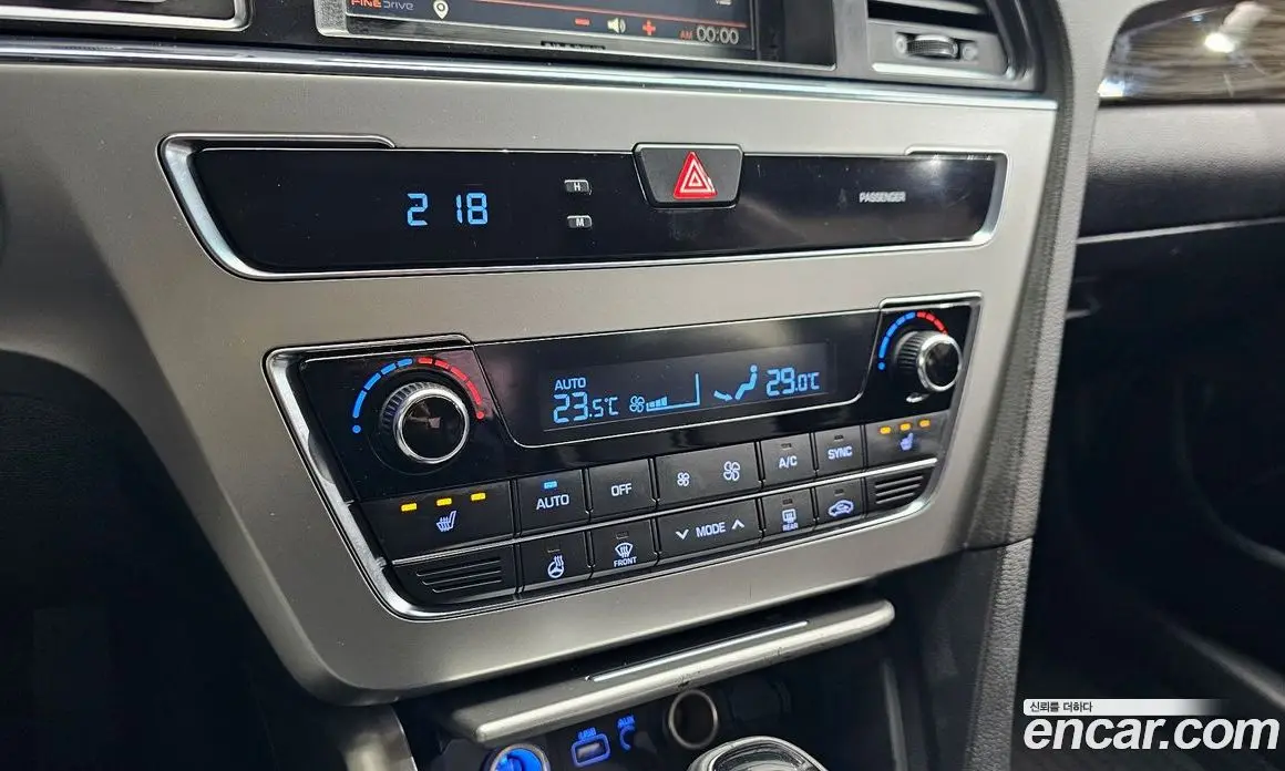 Hyundai Sonata 2015 2.0 автомат (гидро), фото 16 Hyundai Sonata 2015 2.0 автомат (гидро), фото 16