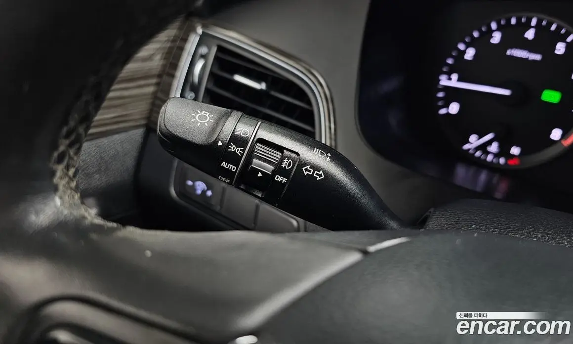 Hyundai Sonata 2015 2.0 автомат (гидро), фото 18 Hyundai Sonata 2015 2.0 автомат (гидро), фото 18