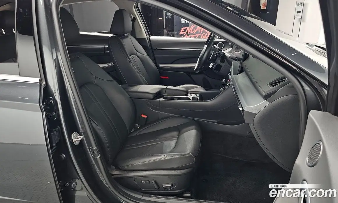 Hyundai Sonata 2023 1.6 автомат (гидро), фото 12 Hyundai Sonata 2023 1.6 автомат (гидро), фото 12