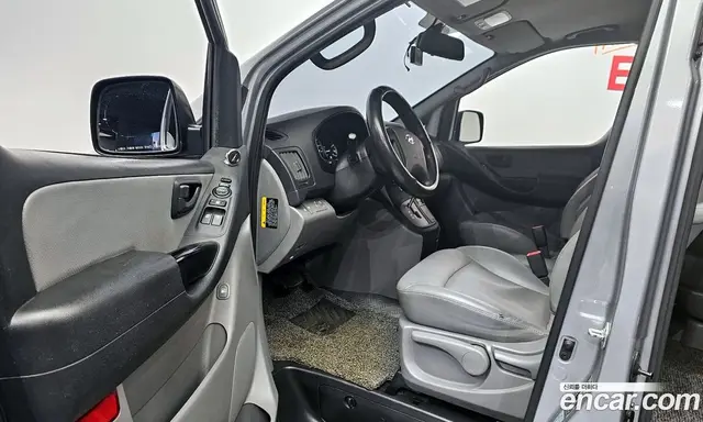 Hyundai Starex 2018 2.5 автомат (гидро), миниатюра 11 Hyundai Starex 2018 2.5 автомат (гидро), миниатюра 11