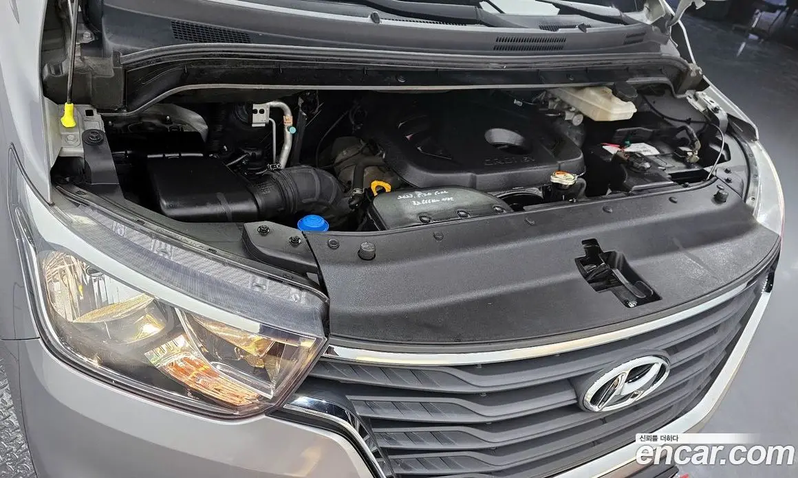 Hyundai Starex 2018 2.5 автомат (гидро), фото 6 Hyundai Starex 2018 2.5 автомат (гидро), фото 6