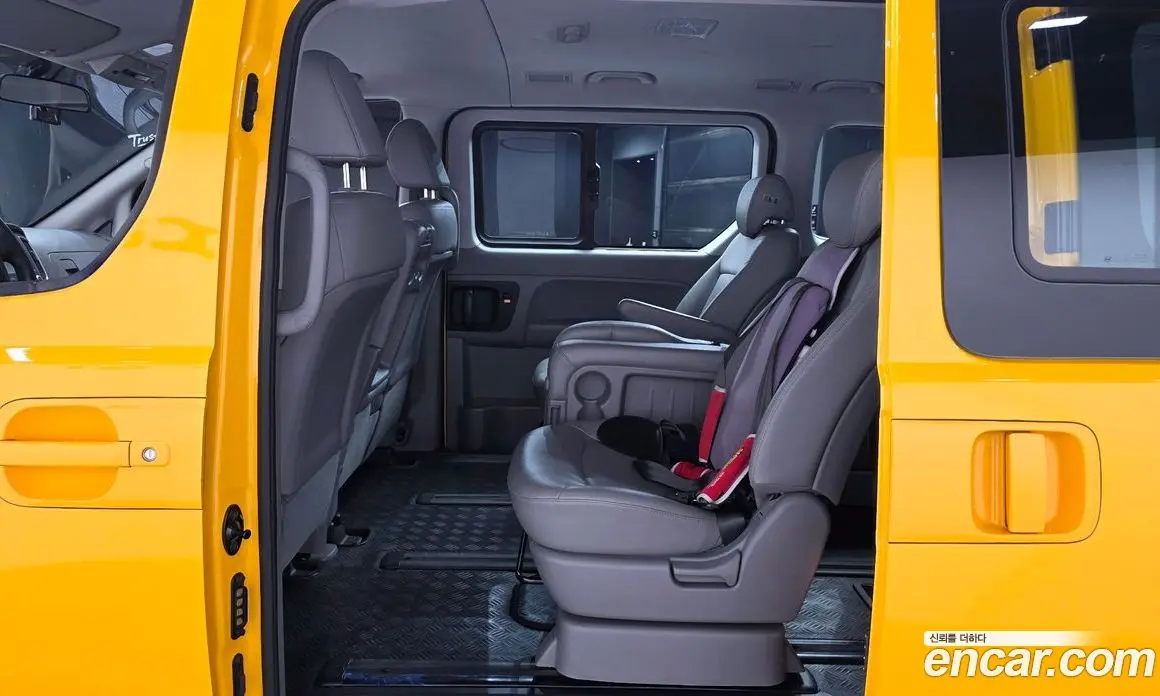 Hyundai Starex 2020 2.4 автомат (гидро), фото 11