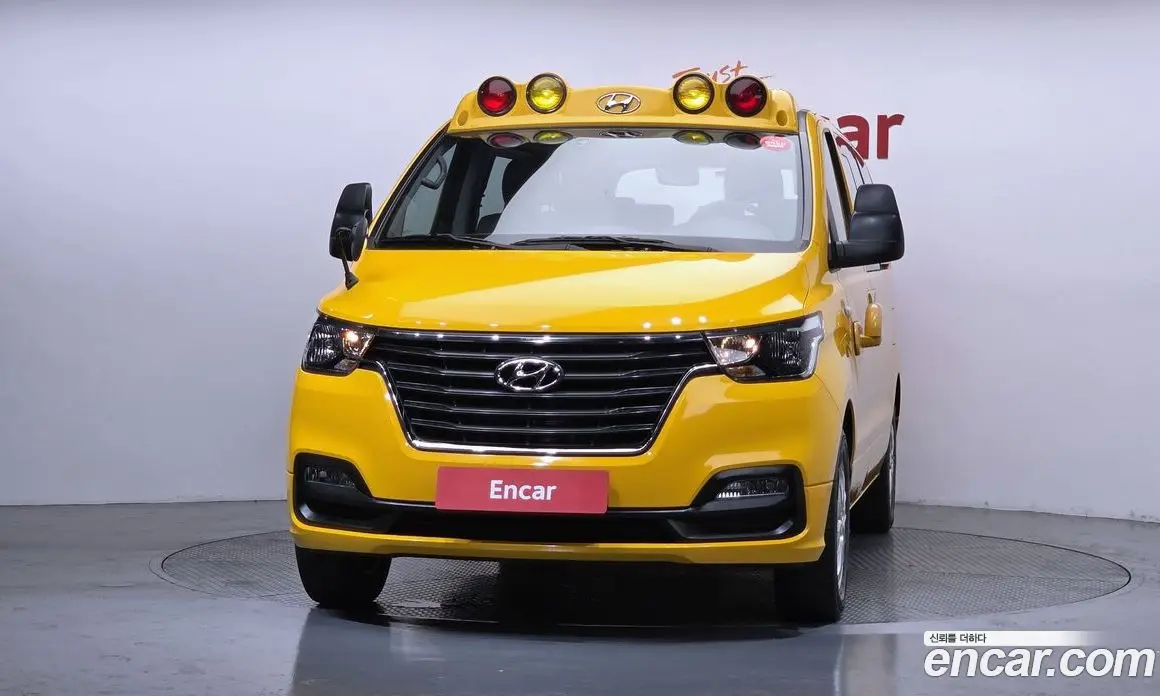 Hyundai Starex 2020 2.4 автомат (гидро), фото 3